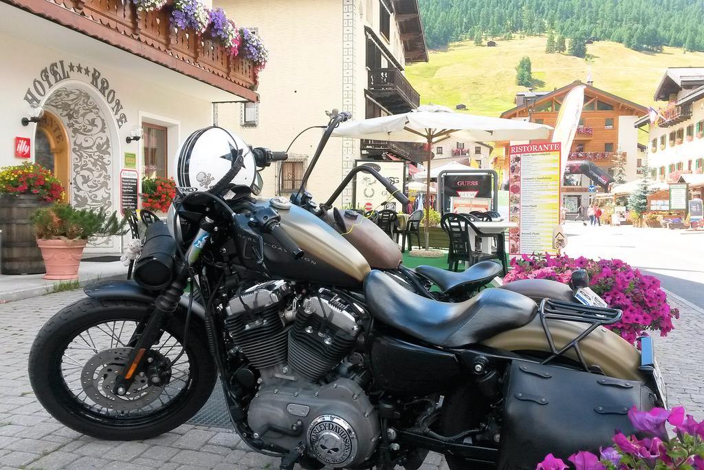 Hotel Krone Livigno Kültér fotó